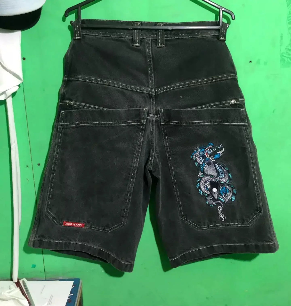 Cropped pants Y2K hip-hop 2023 Harajuku style gothic pocket loose cross-border foreign trade jeans shorts men